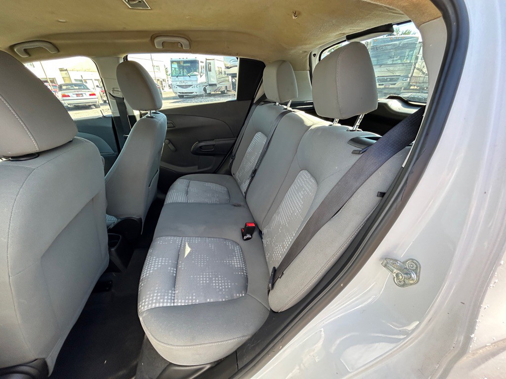 2017 Chevrolet Sonic Image 13