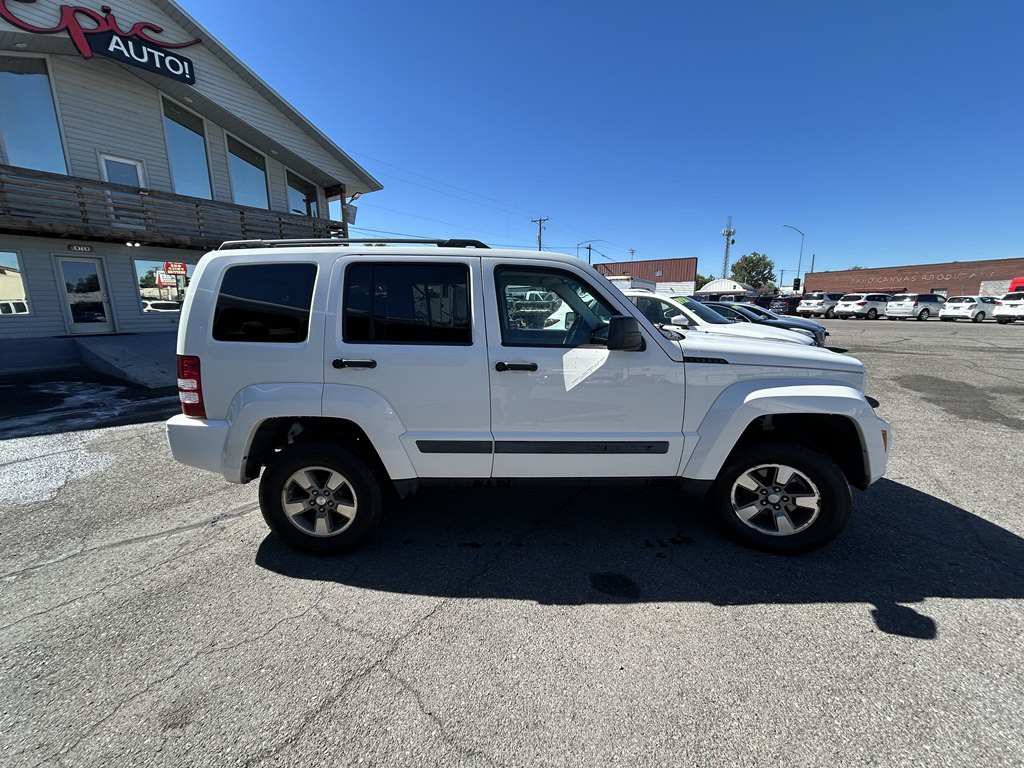 2008 Jeep Liberty Image 7