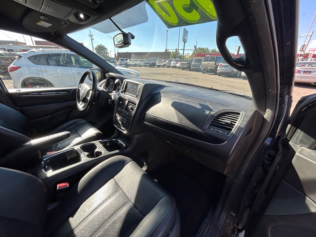 2018 Dodge Grand Caravan Image 9