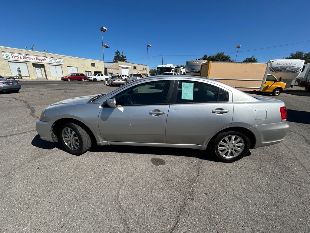 2009 Mitsubishi Galant Image 4