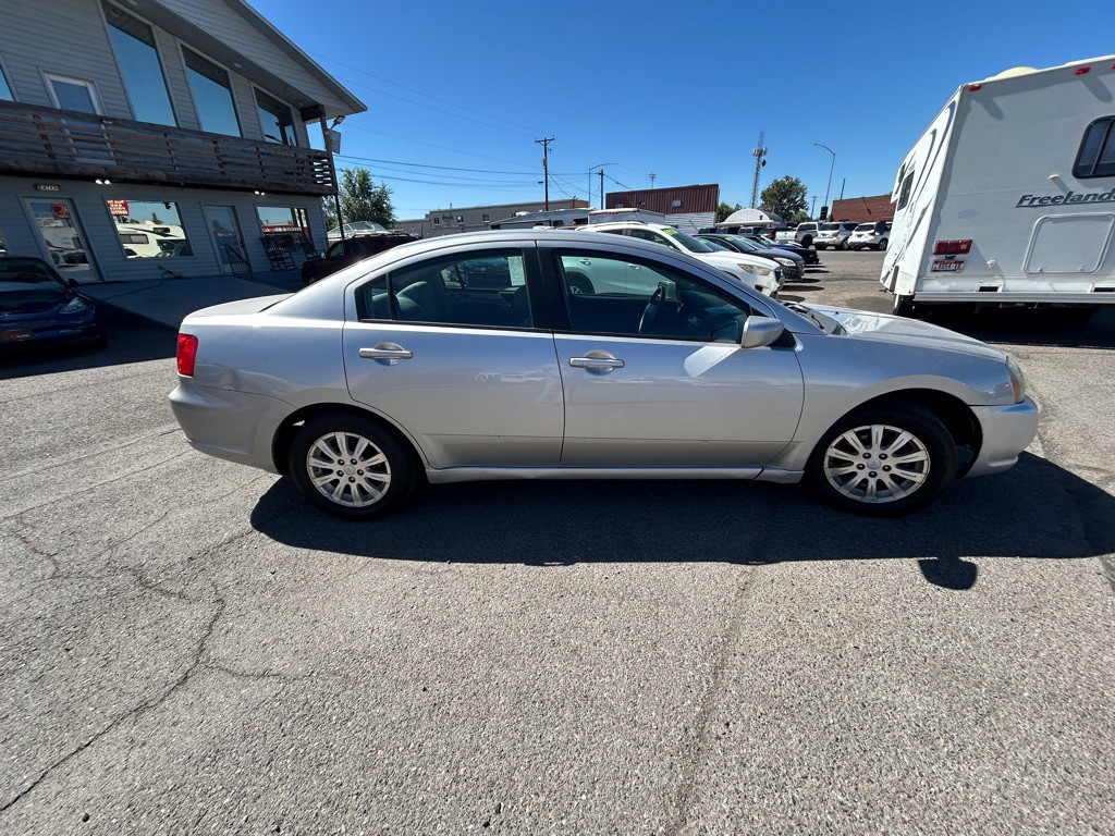 2009 Mitsubishi Galant Image 8