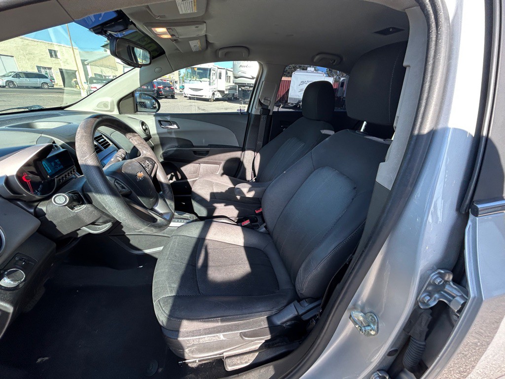 2014 Chevrolet Sonic Image 14