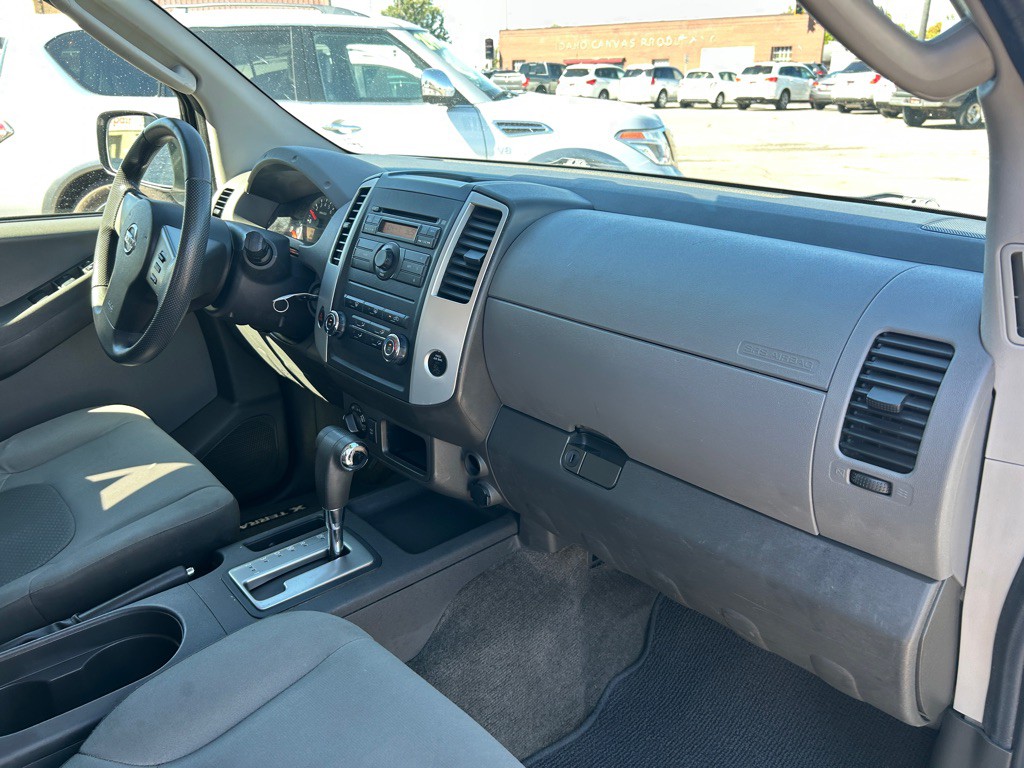 2011 Nissan Xterra Image 9
