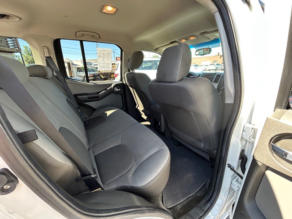 2011 Nissan Xterra Image 11