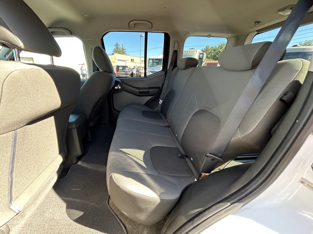 2011 Nissan Xterra Image 13