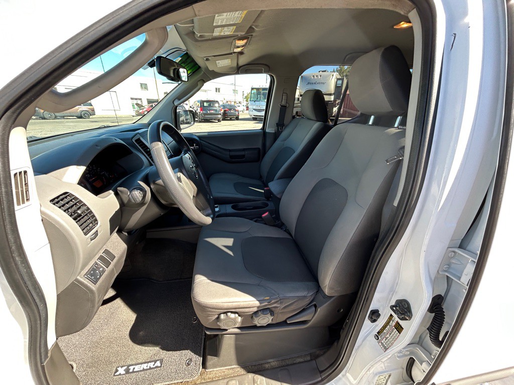 2011 Nissan Xterra Image 15