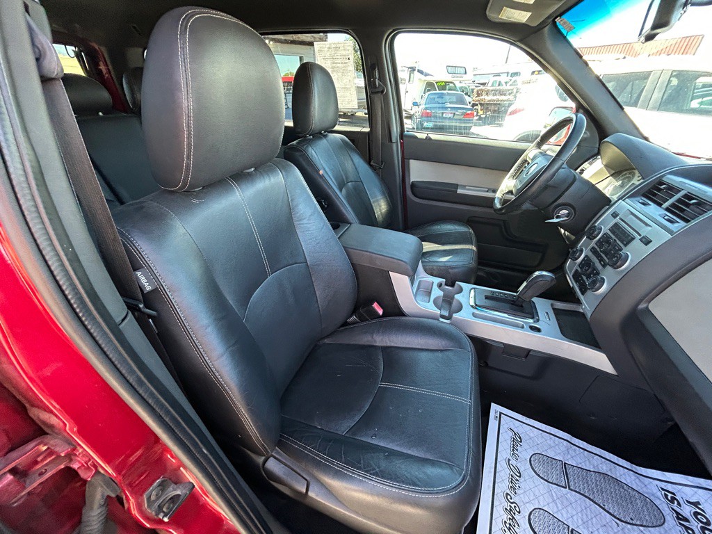 2009 Mercury Mariner Image 10