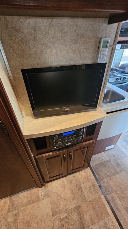 2013 Ford Econoline Image 9