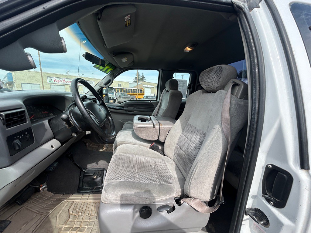 2001 Ford F-250 Image 13