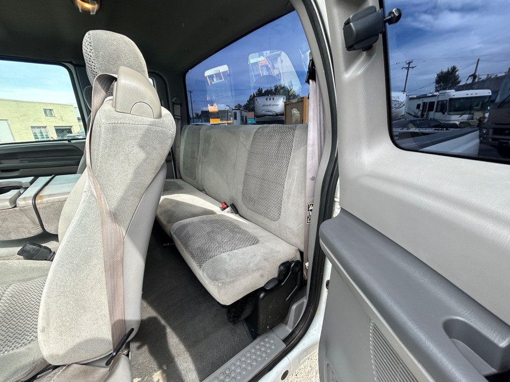 2001 Ford F-250 Image 14