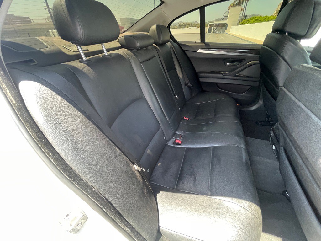 2011 BMW 5 Series Image 61