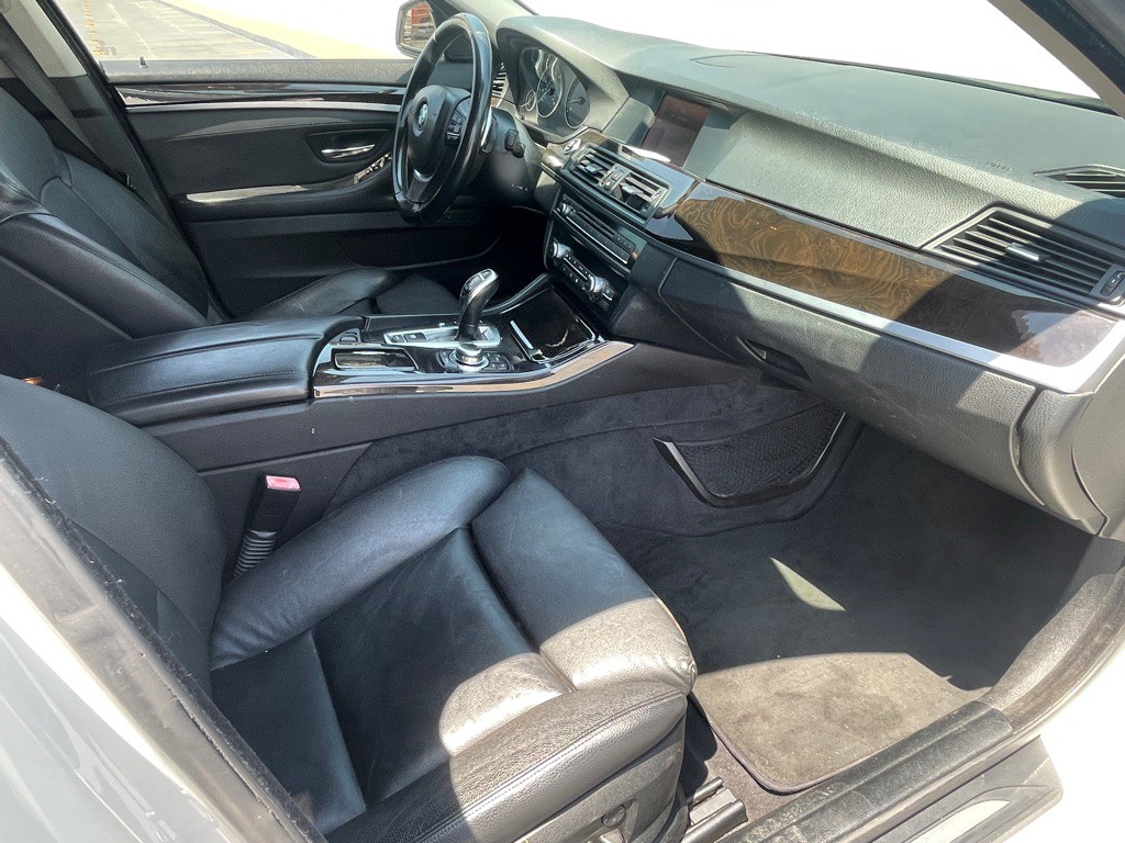 2011 BMW 5 Series Image 70