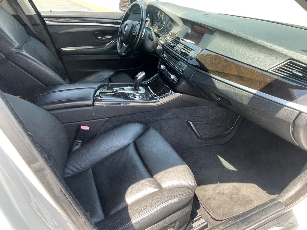 2011 BMW 5 Series Image 71