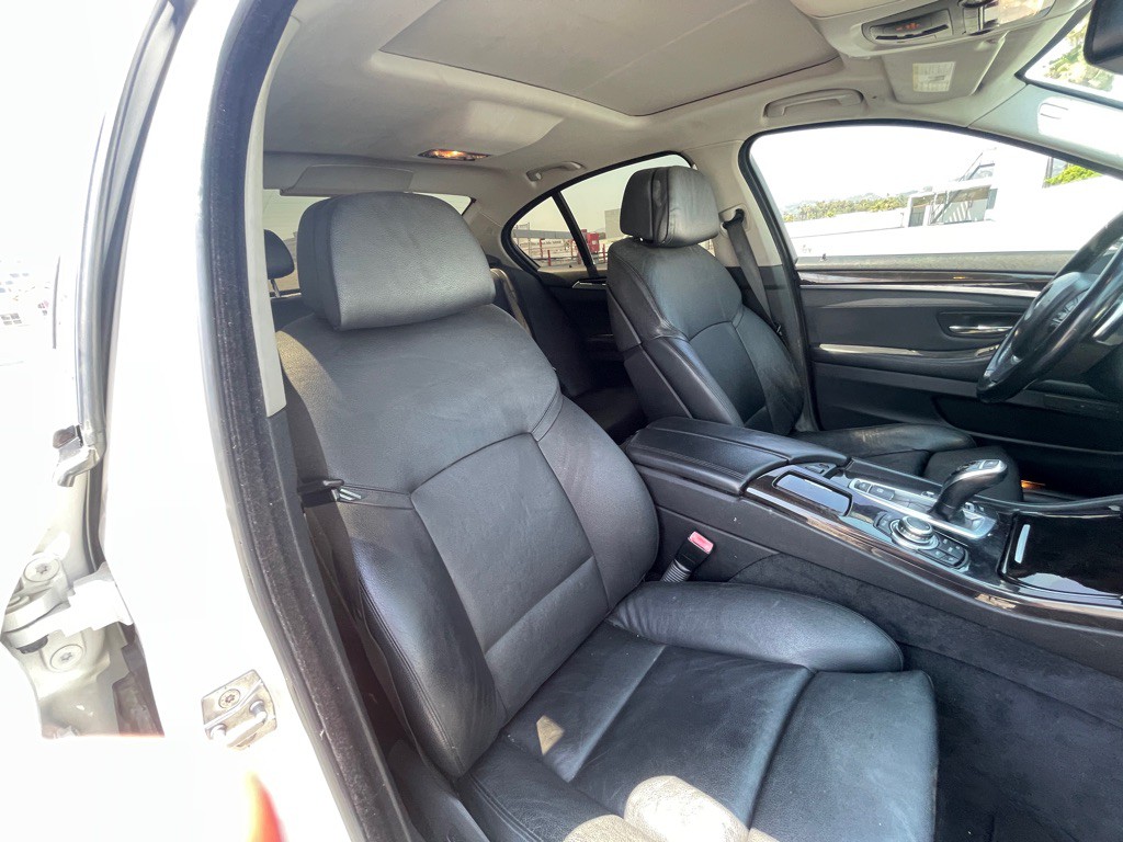 2011 BMW 5 Series Image 76