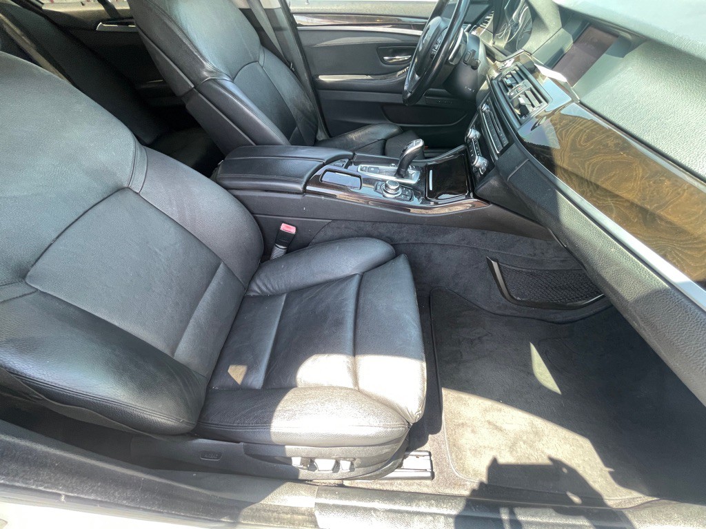 2011 BMW 5 Series Image 78