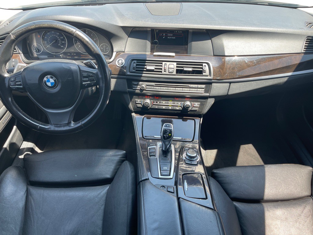 2011 BMW 5 Series Image 81