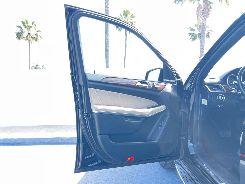 2014 Mercedes-Benz GL-Class Image 38
