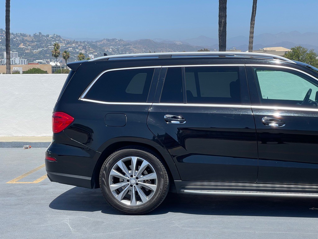 2014 Mercedes-Benz GL-Class Image 26