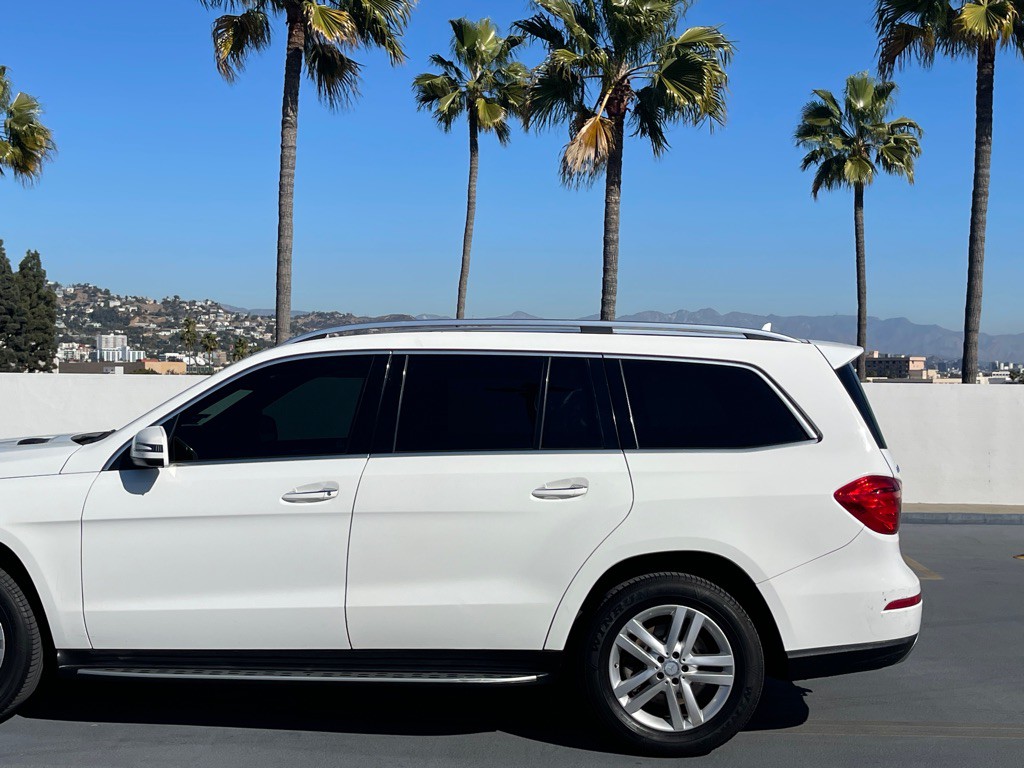 2016 Mercedes-Benz GL-Class Image 27