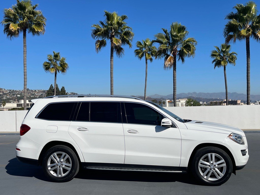 2016 Mercedes-Benz GL-Class Image 34