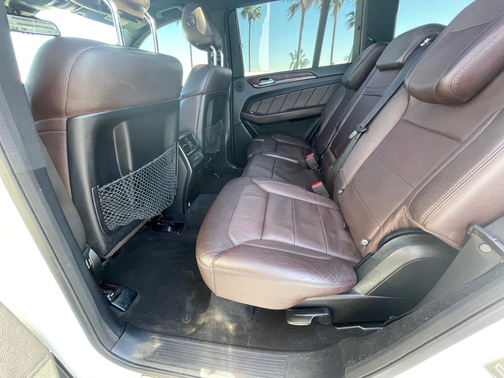 2016 Mercedes-Benz GL-Class Image 36