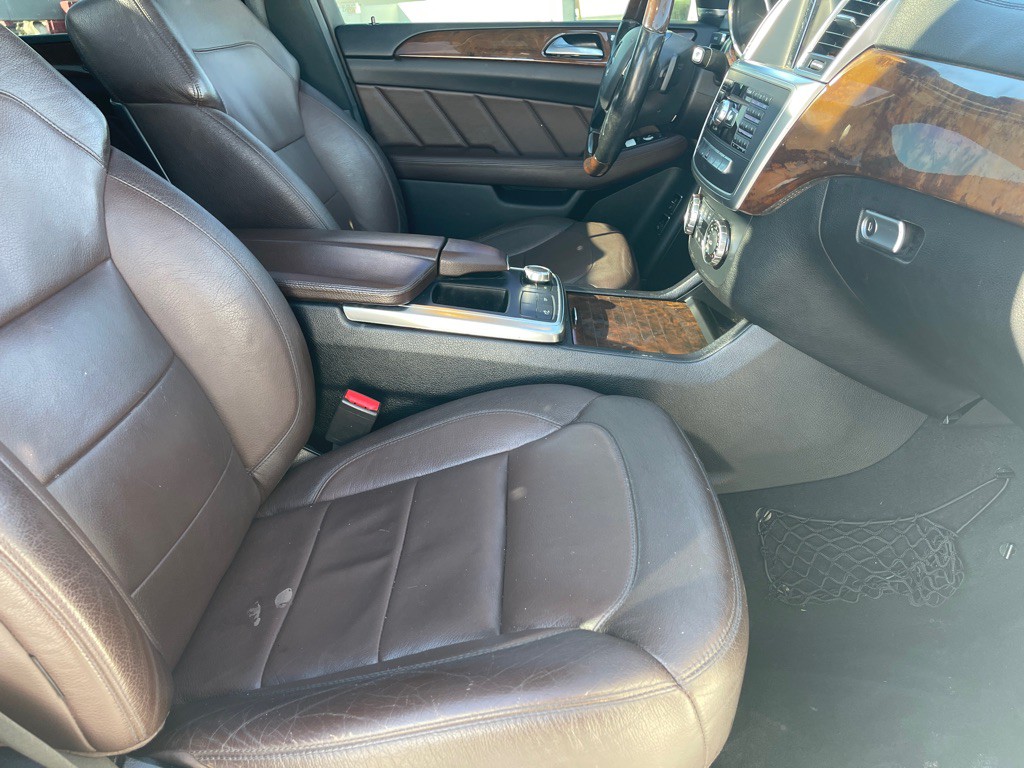 2016 Mercedes-Benz GL-Class Image 50
