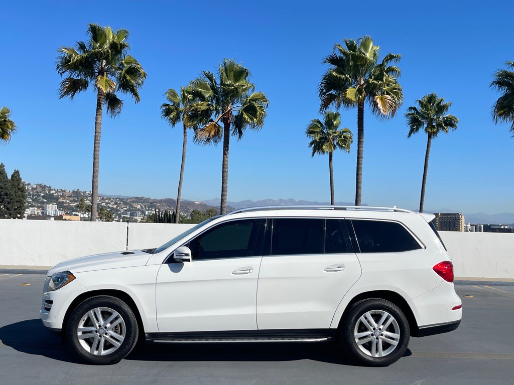 2016 Mercedes-Benz GL-Class Image 2