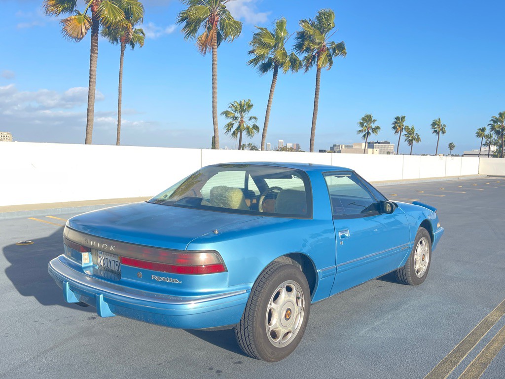1991 Buick Reatta Image 43