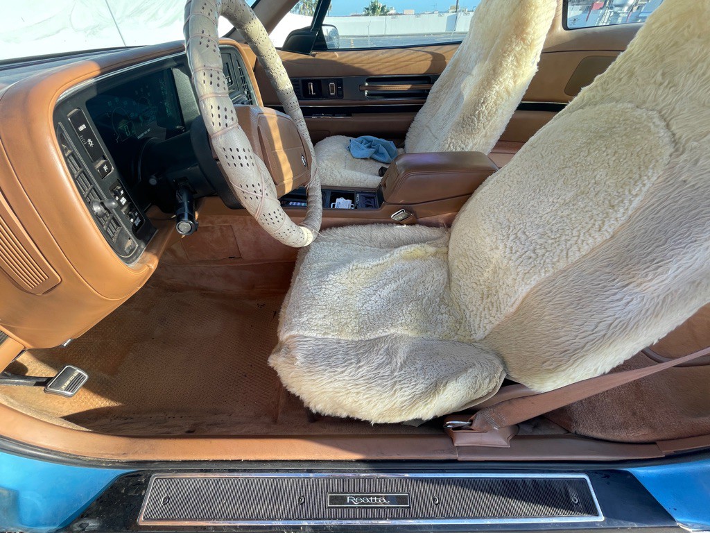 1991 Buick Reatta Image 50