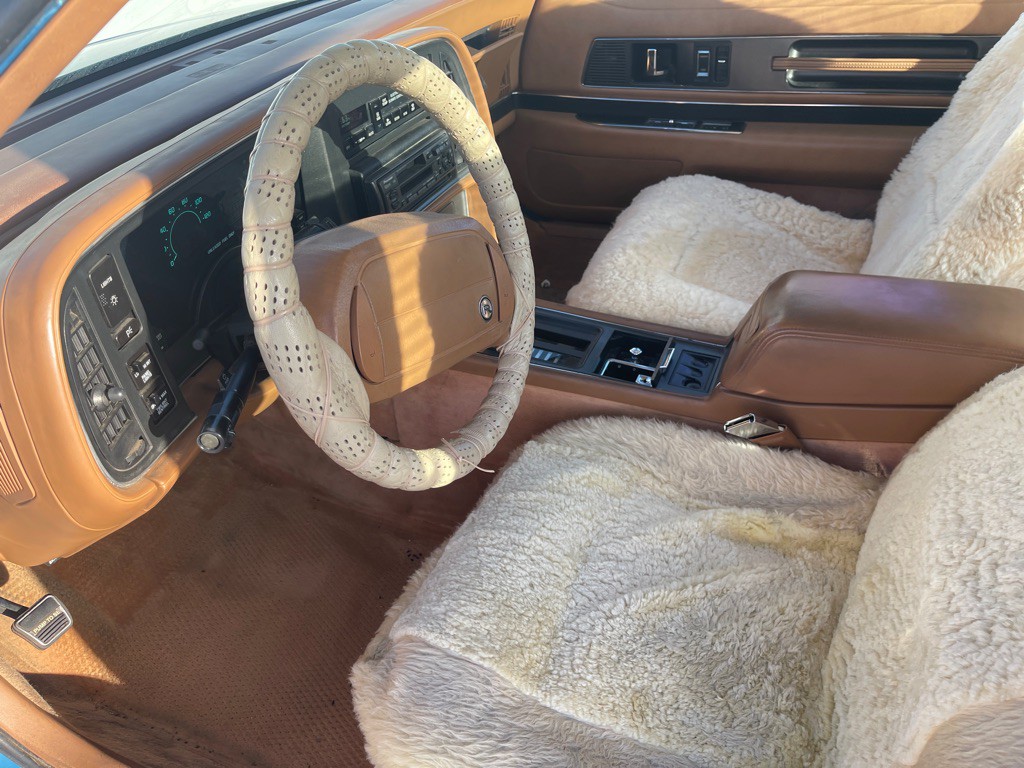 1991 Buick Reatta Image 53