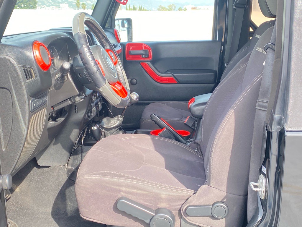 2014 Jeep Wrangler Image 29