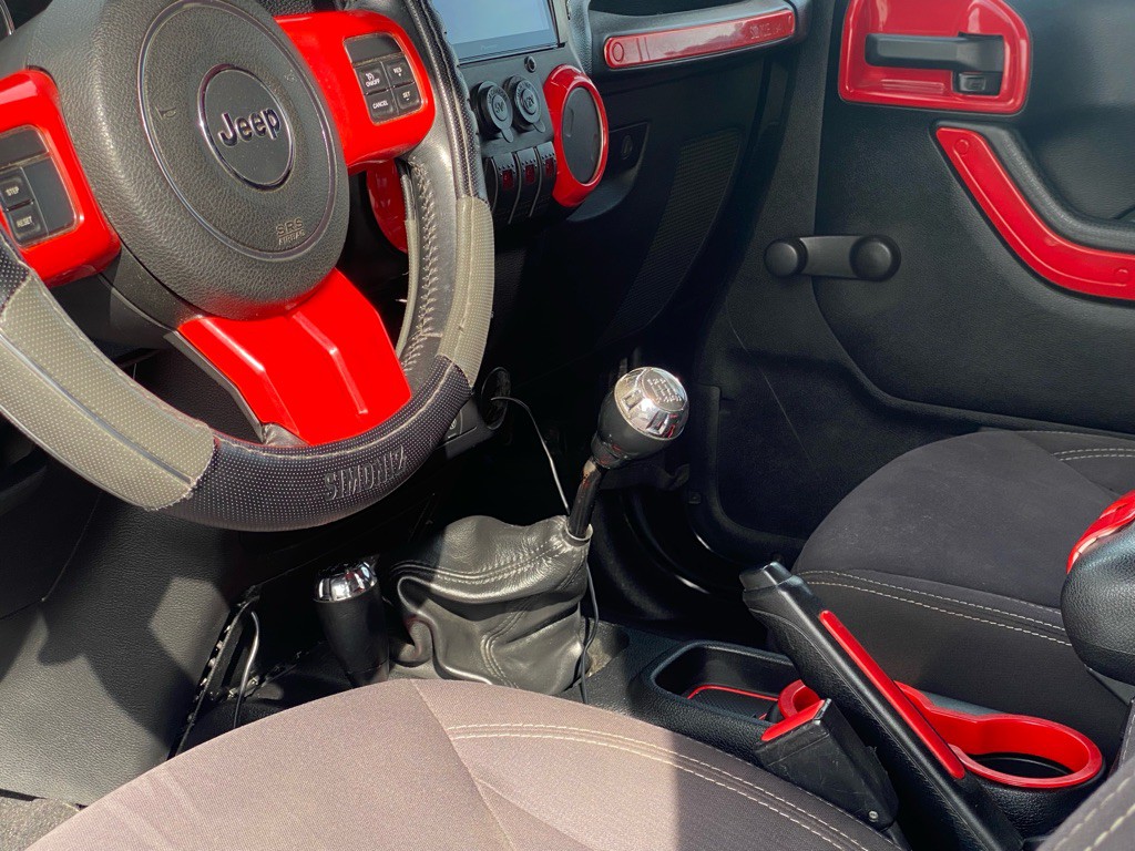 2014 Jeep Wrangler Image 31