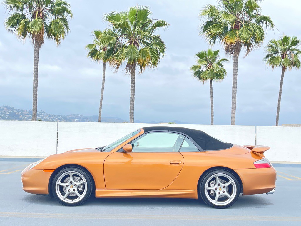 2003 Porsche 911 Image 8