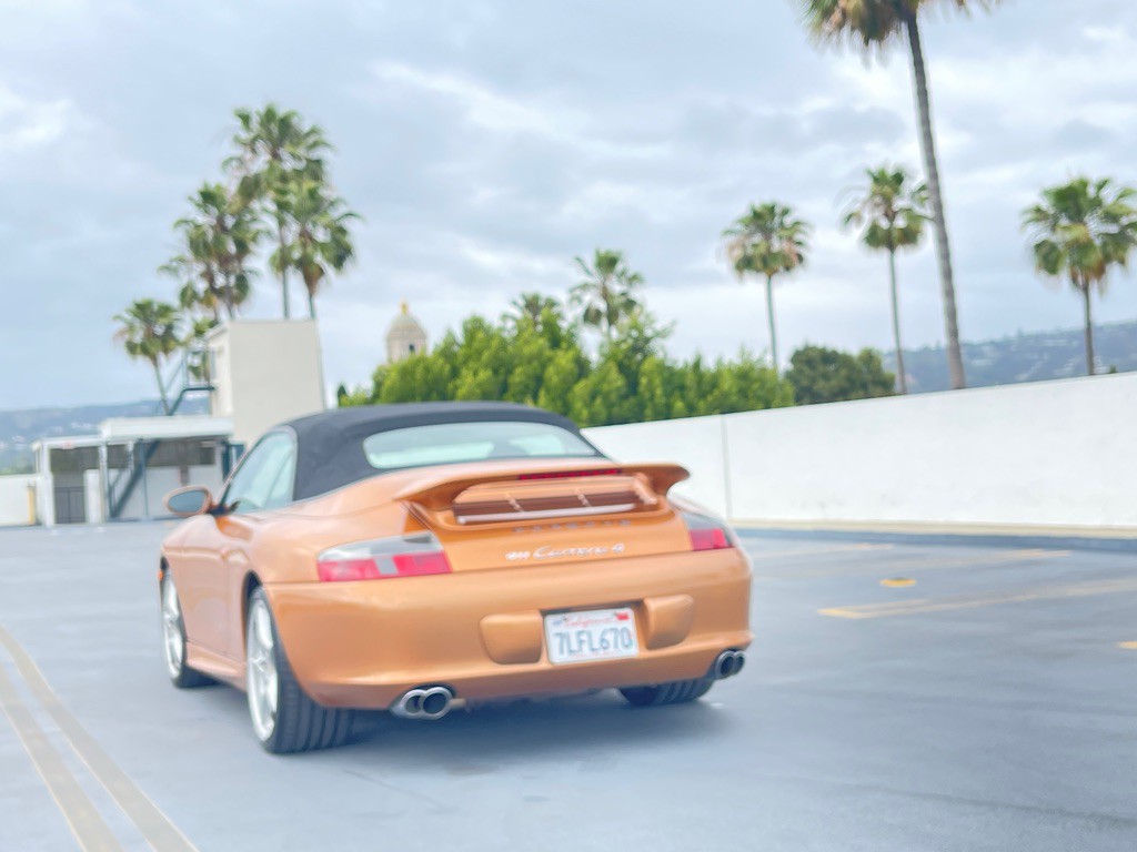 2003 Porsche 911 Image 12