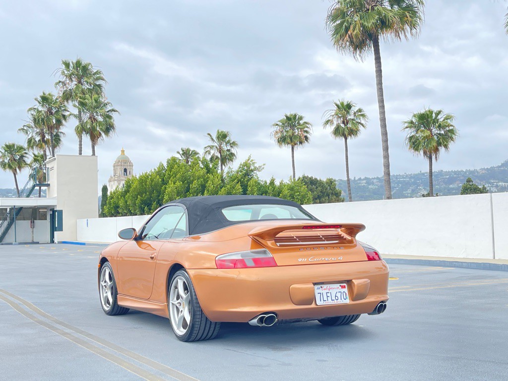 2003 Porsche 911 Image 13
