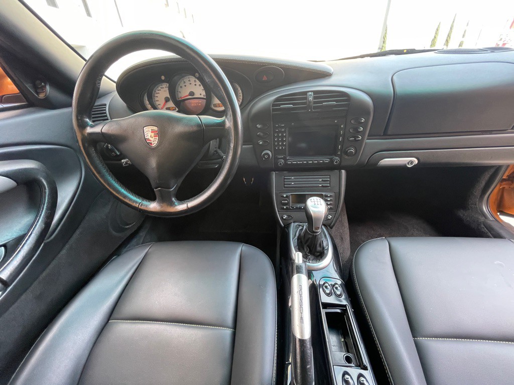 2003 Porsche 911 Image 101