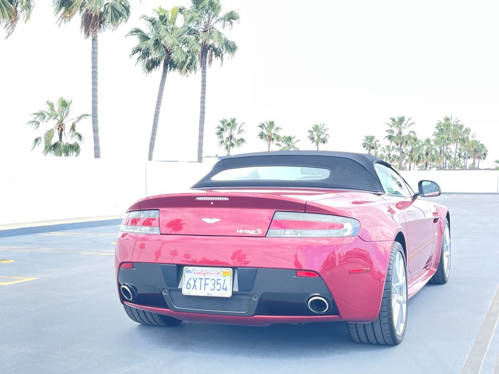 2011 Aston Martin V8 Image 45