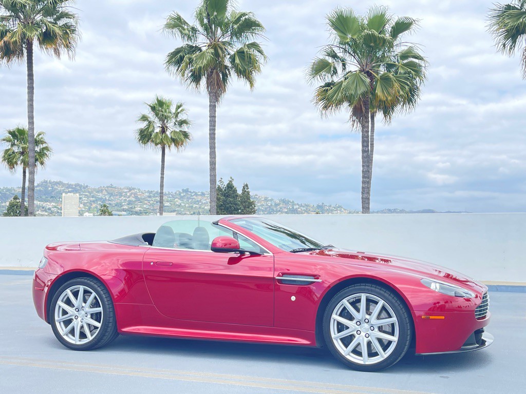 2011 Aston Martin V8 Image 56