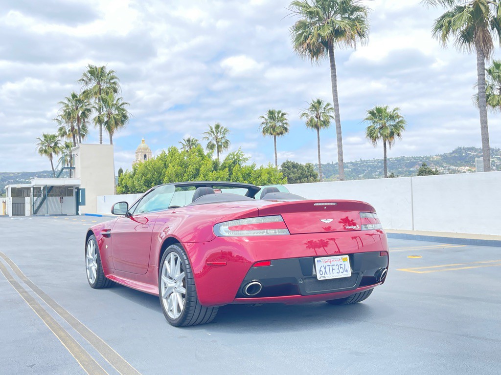 2011 Aston Martin V8 Image 66