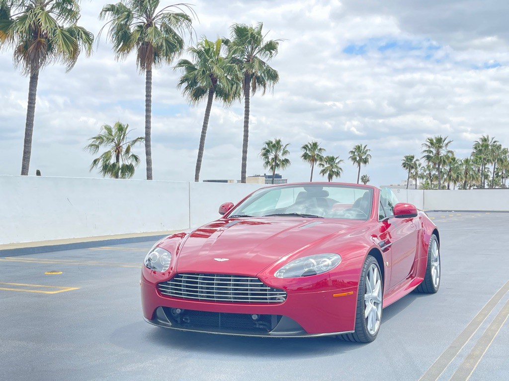 2011 Aston Martin V8 Image 72