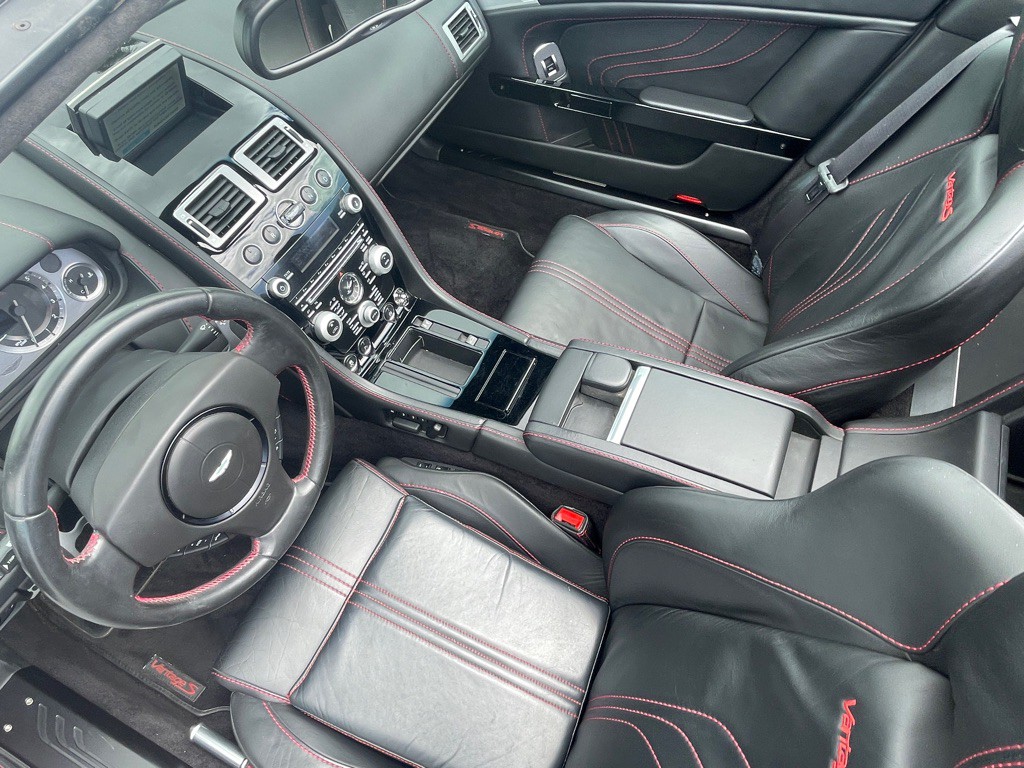 2011 Aston Martin V8 Image 84