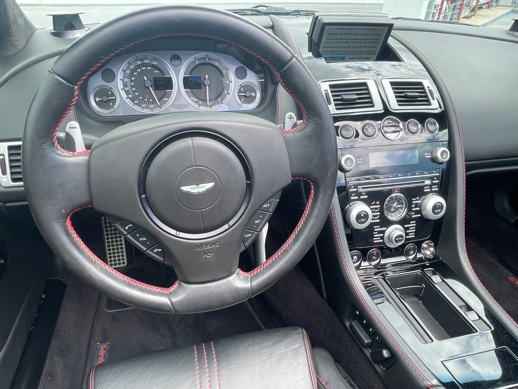 2011 Aston Martin V8 Image 116