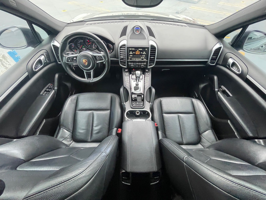 2016 Porsche Cayenne Image 58