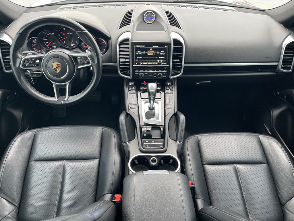 2016 Porsche Cayenne Image 59