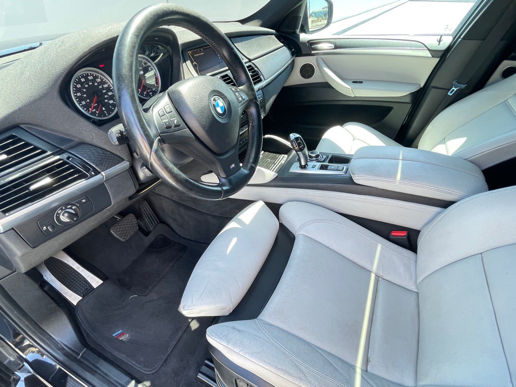2014 BMW X6 Image 46