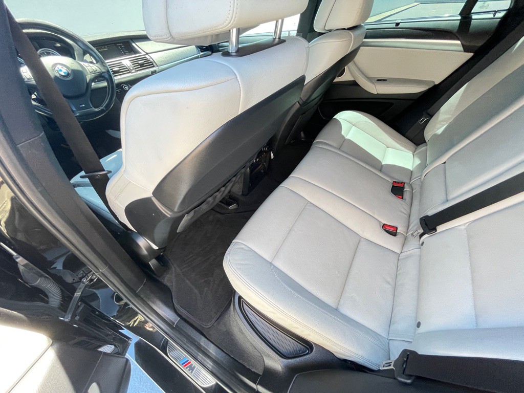 2014 BMW X6 Image 49