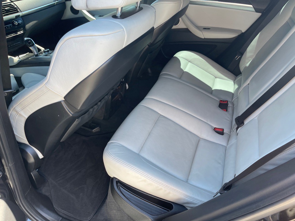 2014 BMW X6 Image 52