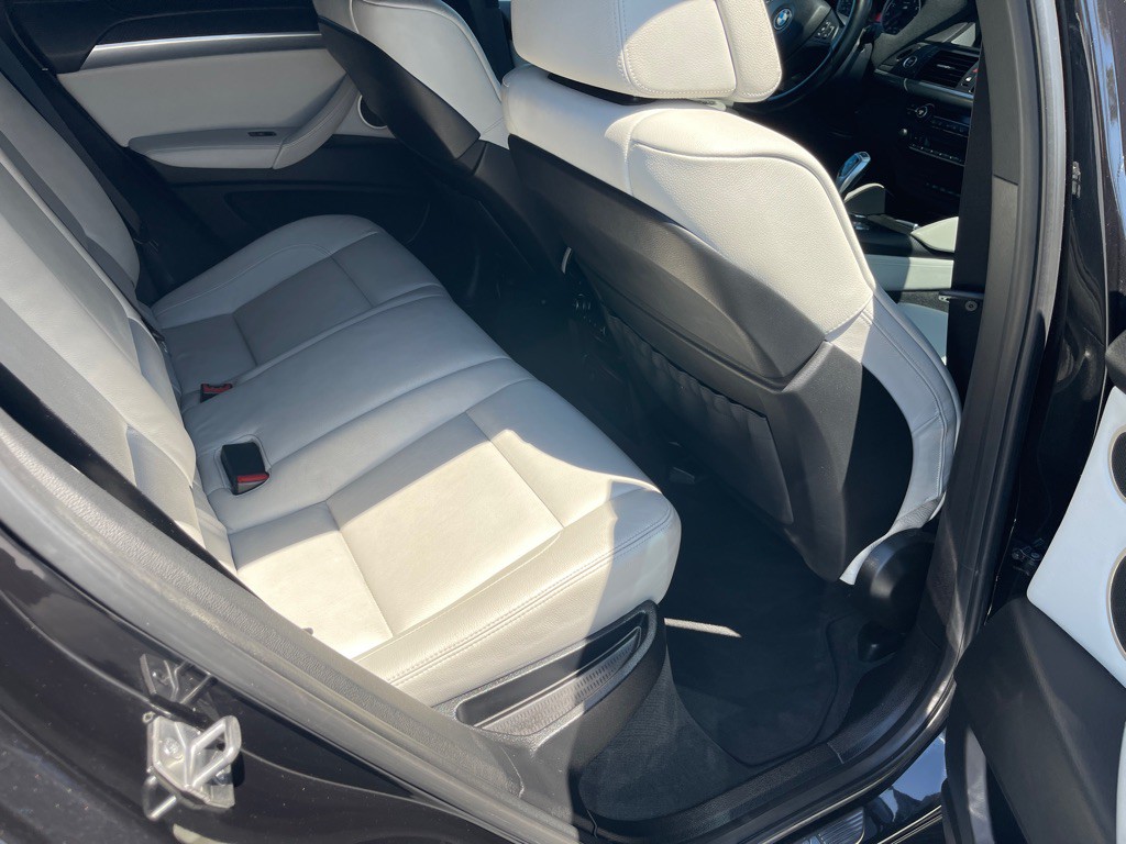2014 BMW X6 Image 53