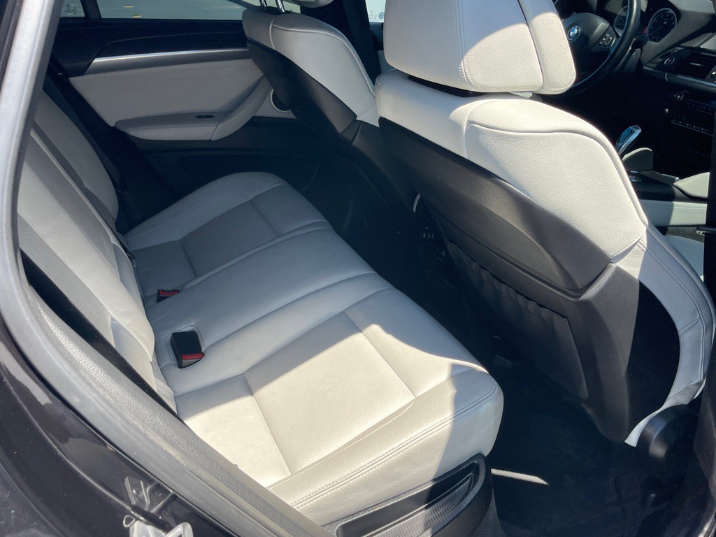 2014 BMW X6 Image 55
