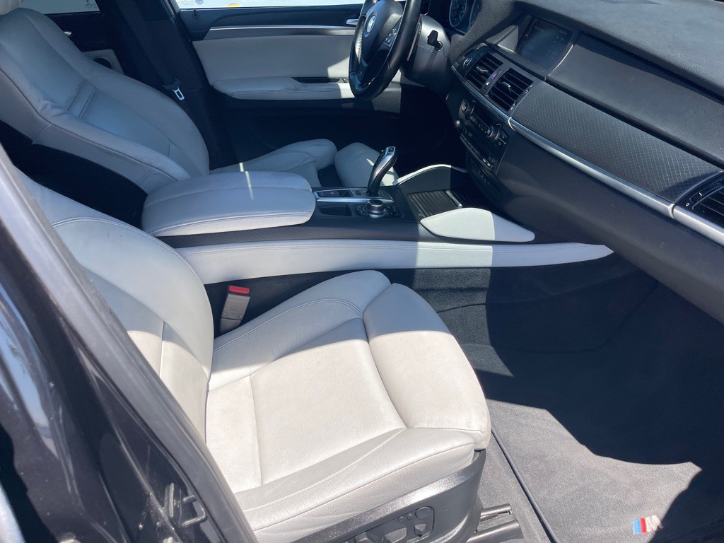 2014 BMW X6 Image 60